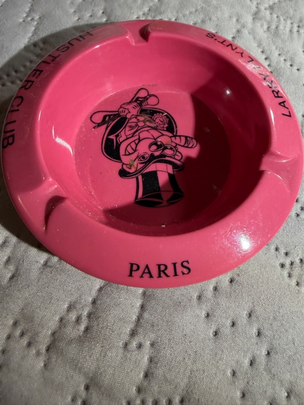Hustler Hollywood Pink Ceramic Ashtray - Picture 4 of 6
